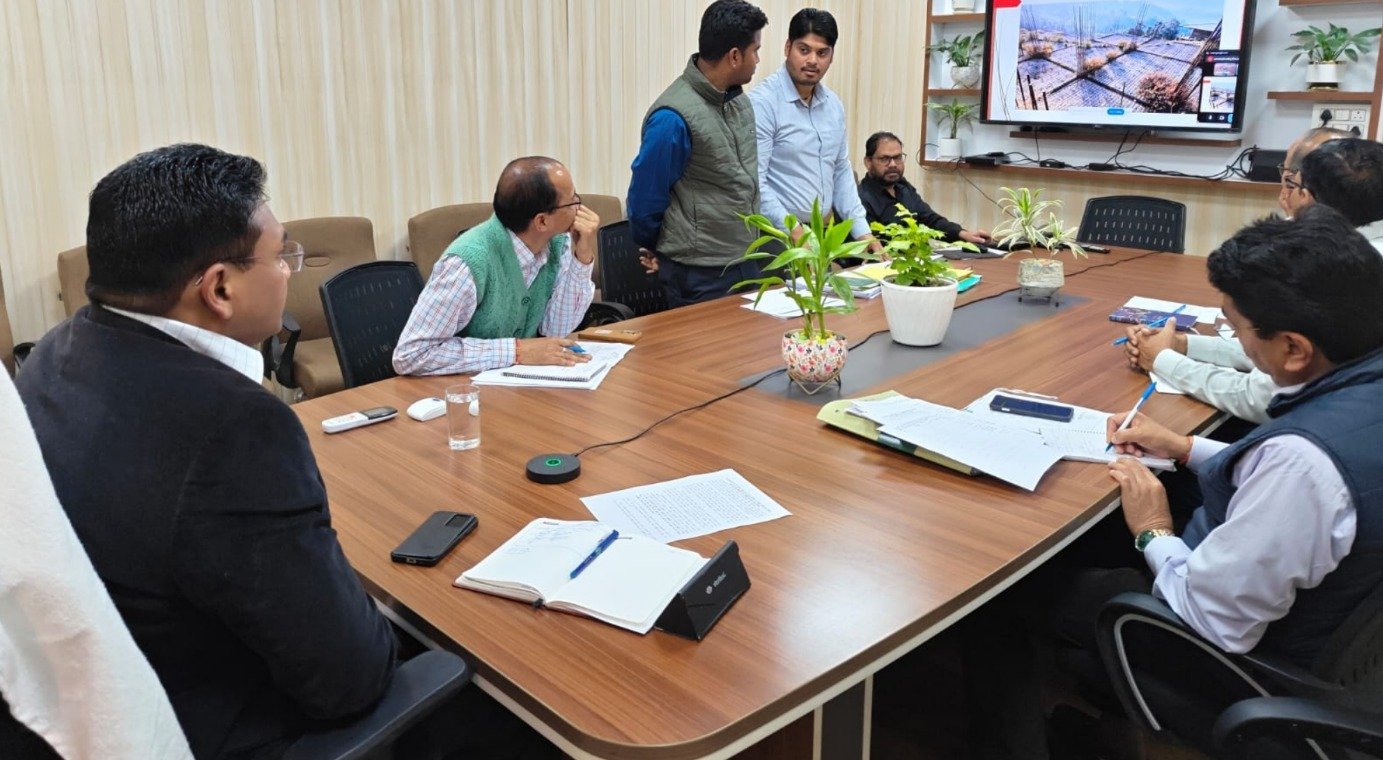 सचिव आवास डॉ. आर राजेश कुमार ने चमियाला पार्किंग एवं डीडीहाट टैक्सी स्टैंड परियोजनाओं की उच्चस्तरीय समीक्षा कर निर्माण कार्यों में तेजी लाने के दिए निर्देश, कहा – मुख्यमंत्री घोषणाओं को समयबद्ध पूर्ण करना आवास विभाग की प्राथमिकता